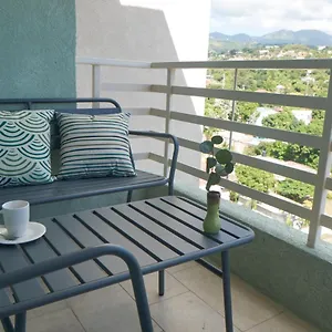 https://crieffe-views.comcaribbean.com