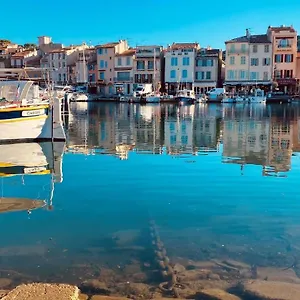Le A Cassis,top Emplacement,parking,double Balcon Cassis