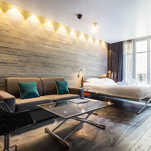 https://cmg-suite-premium-tour-eiffel-v.fr-paris.fr