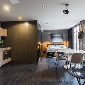 https://cmg-suite-deluxe-vue-tour-eiffel.fr-paris.fr